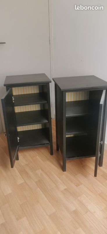 Paire de tables de chevet (image 2)