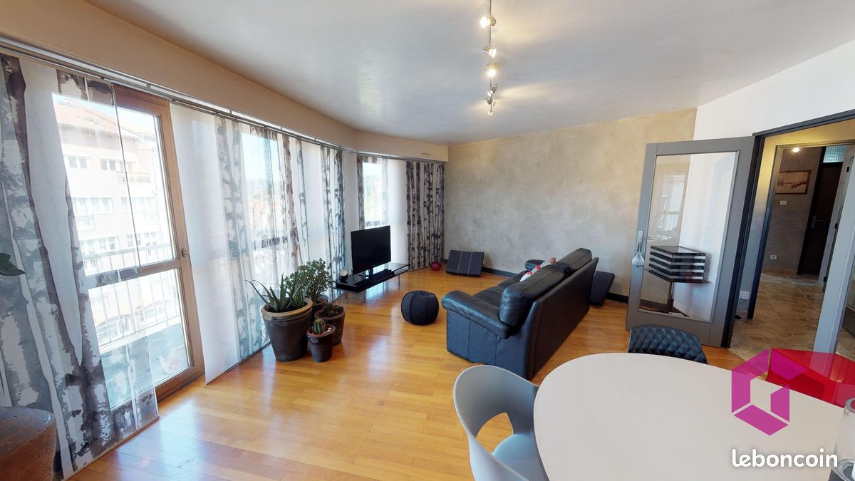 Appartement 6 pièces 115 m² · au Puy-en-Velay · 115 m² · 169 000 €