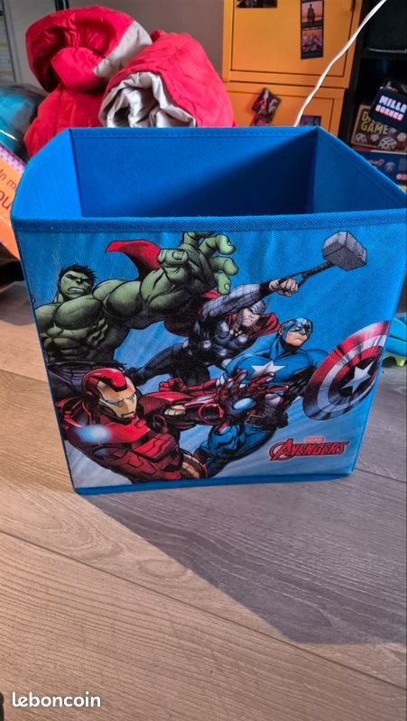 Boîte de rangement Avengers (image 1)