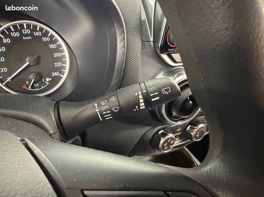 NISSAN JUKE 1.0 DIGT 115 Ch ACENTA 2WD (image 27)
