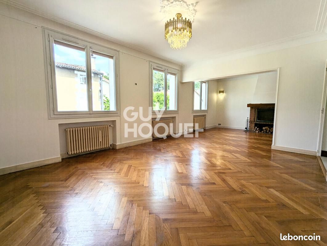 Maison 6 pièces 184 m² · à Poitiers · 184 m² · 294 000 €