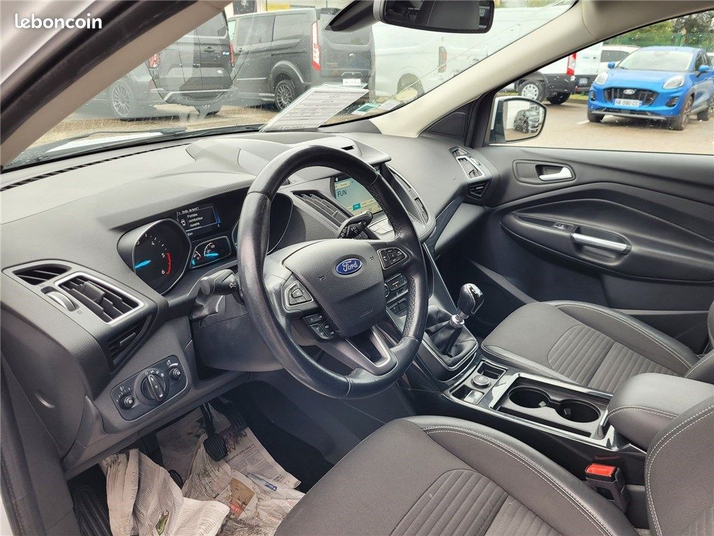 Ford Kuga II 2.0 TDCI 150 S&S 4X4 BVM6 Titanium (image 2)