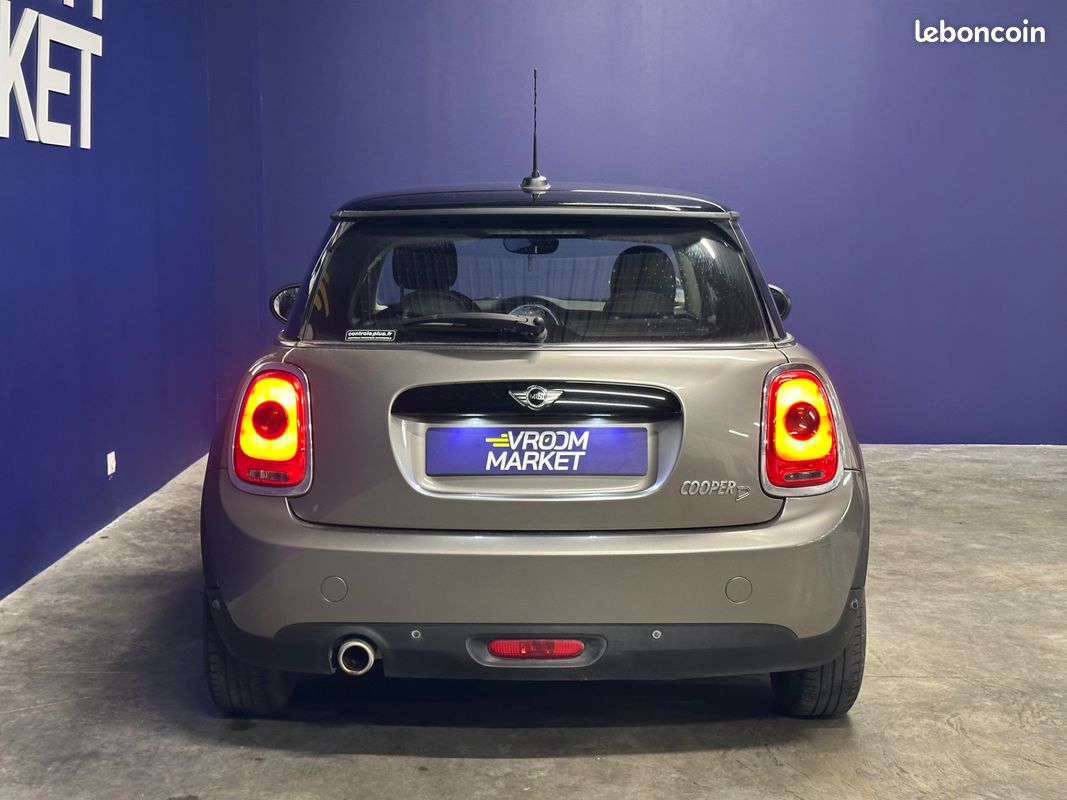Mini Business 1.5 D 116ch - 2018 - Boîte auto-Climatisation (image 5)