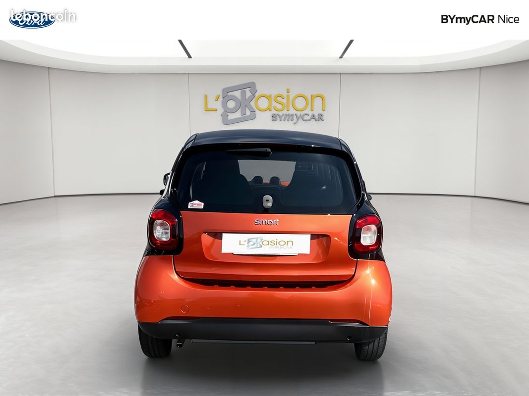 SMART Fortwo Coupé 1.0 71 ch S&S BA6 Passion (image 4)