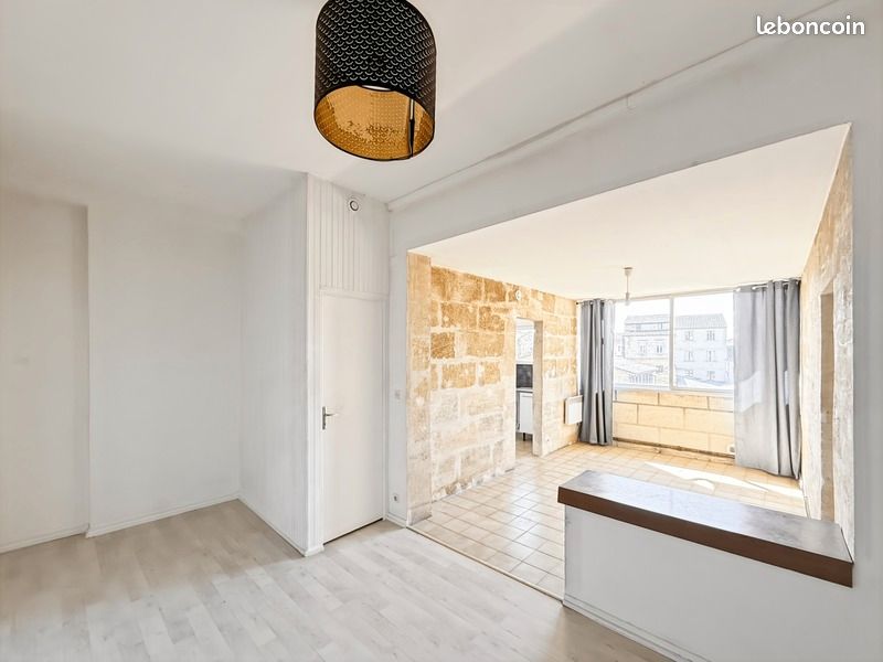Appartement 1 pièce 49 m² · à Bordeaux · 49 m² · 210 000 €