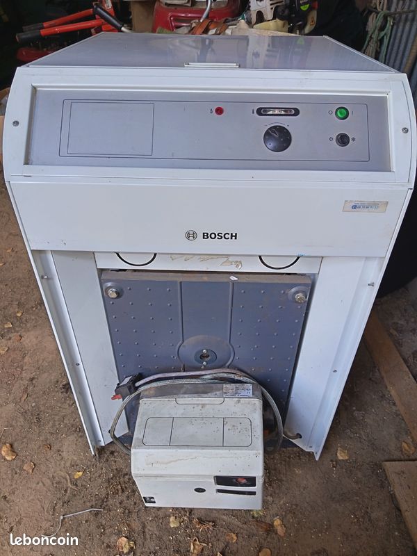 Chaudière fioul Bosch 30 KW (image 3)
