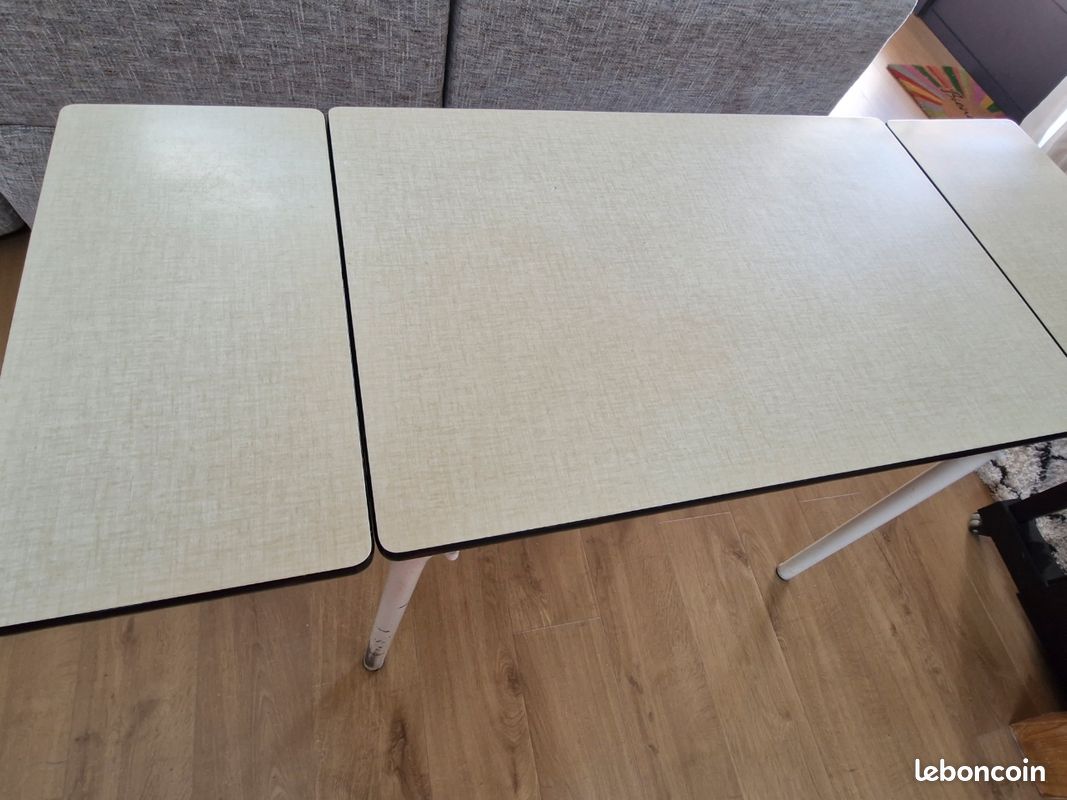Table en formica avec rallonges (image 2)