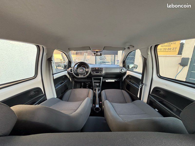 Volkswagen up 1.0L take up (image 3)