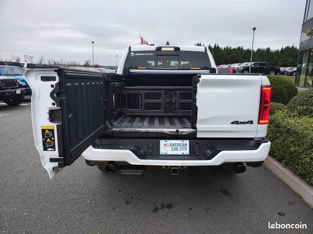 Dodge ram 1500 crew limited night edition rambox hayon multi (image 7)