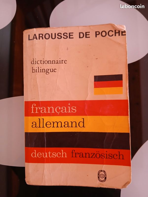 A vendre dictionnaire allemand français. A venir chercher sur place (image 1)