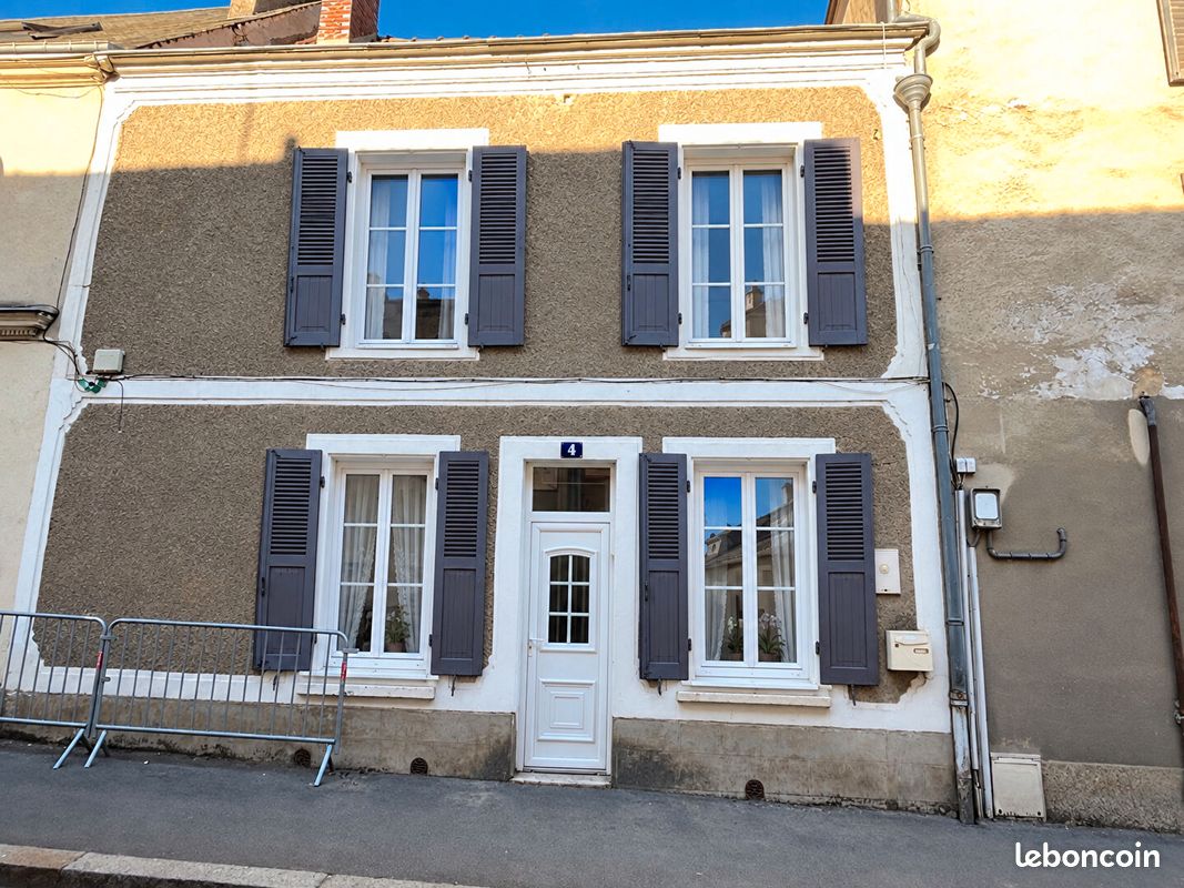 Maison 4 pièces 105 m² · à Auneau-Bleury-Saint-Symphorien · 105 m² · 179 000 €
