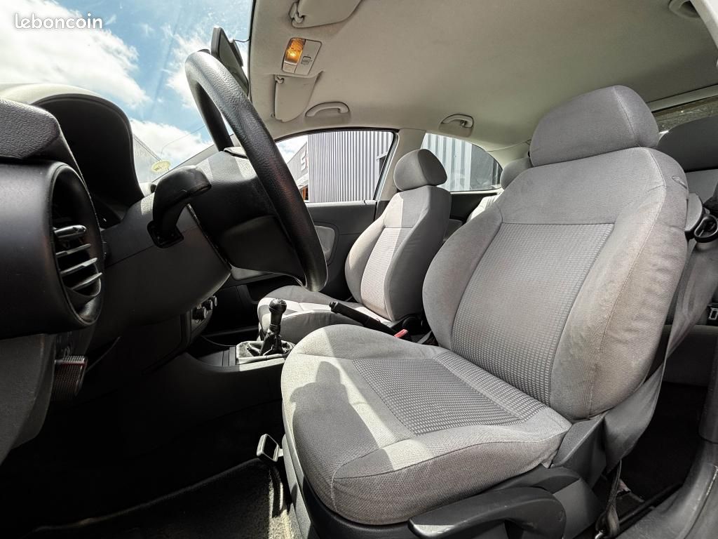SEAT IBIZA 6L - 1.4i 16V - 75ch - Stella Phase 1 (image 15)