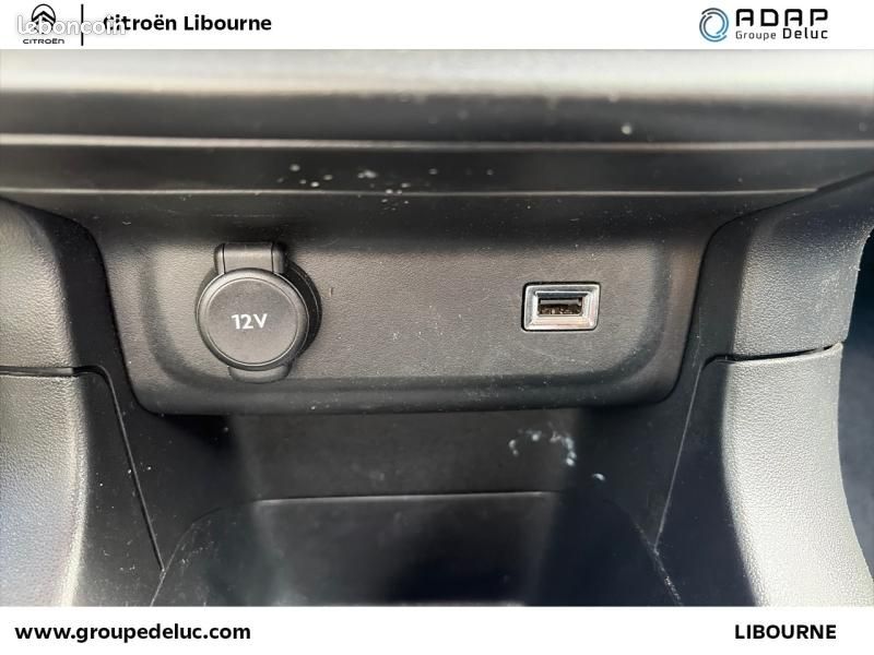 Citroen C3 1.2 PureTech 83ch S&S Feel Pack (image 25)