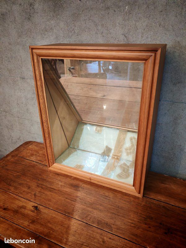Vitrine de bijoutier - meuble de métier (image 1)