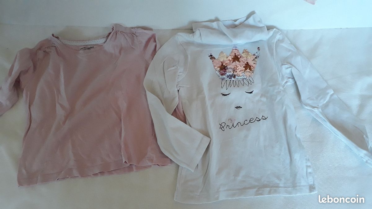 Lot 5 t-shirts manches longues taille 4 ans (image 2)