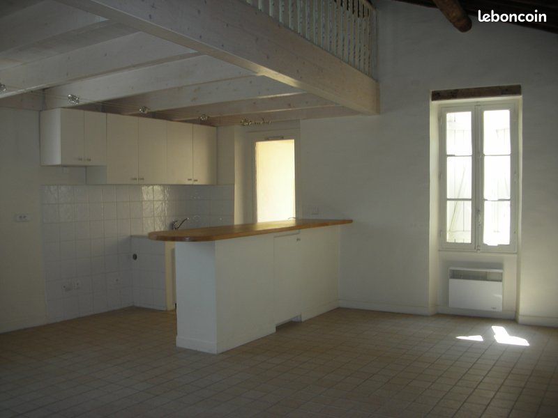Appartement 1 pièce 46 m² · à Marseille · 46 m² · 810 €