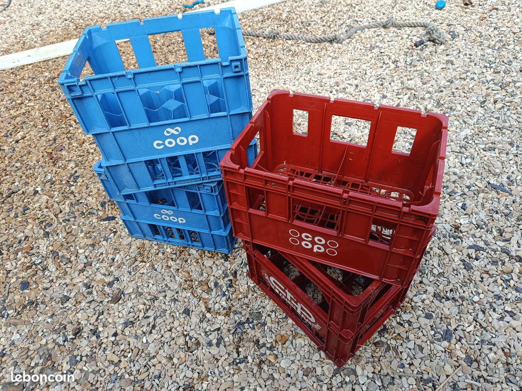 Caisses à bouteilles (image 1)