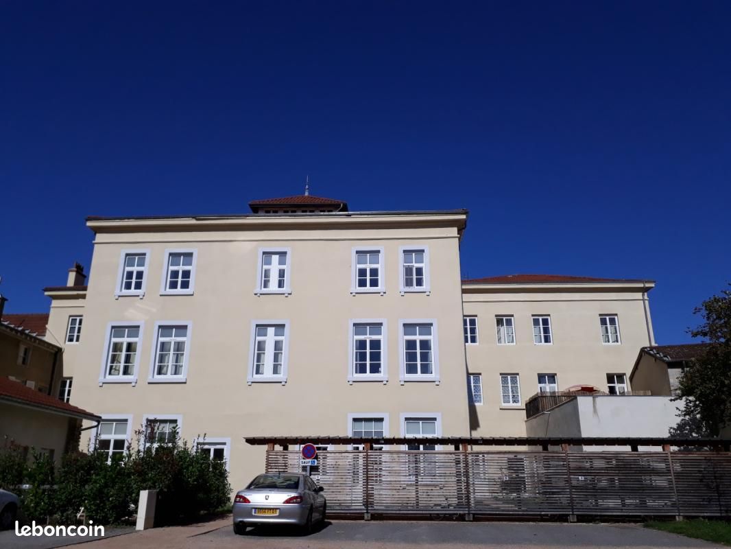 Appartement 3 pièces 53 m² · à Bourg-en-Bresse · 53 m² · 639 €/mois