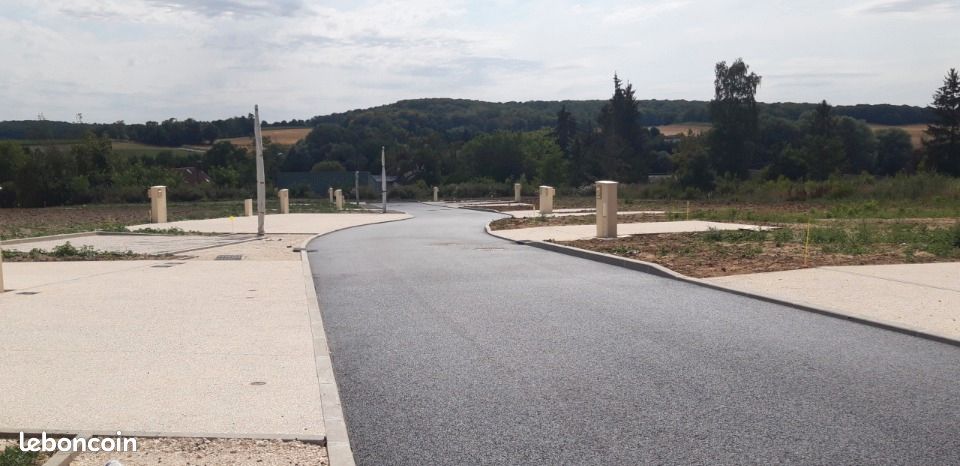 Terrain 488 m² Sours · 70 600 €