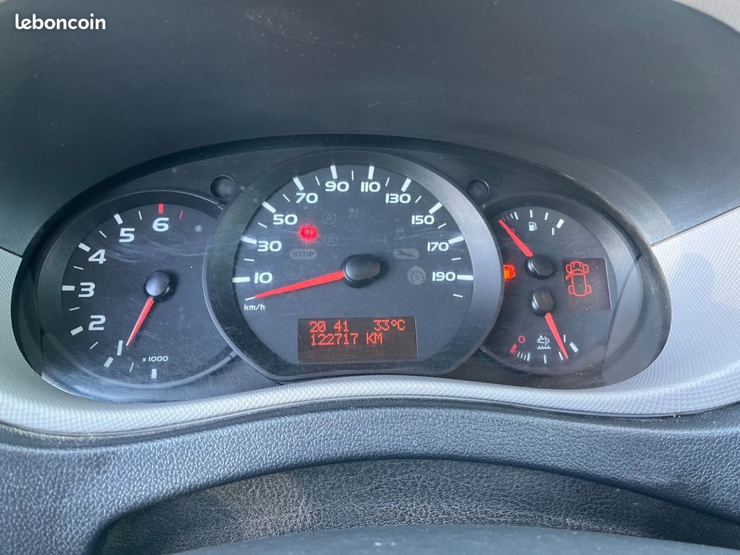 Renault MASTER III BENNE CABINE RALLONGER PLATEAU L3H1 3,5t 2.3 DCI 130CV 7 PLACES (122 000 KMS ) MOTEUR A CHAINE TVA RECUPERABLE (image 9)