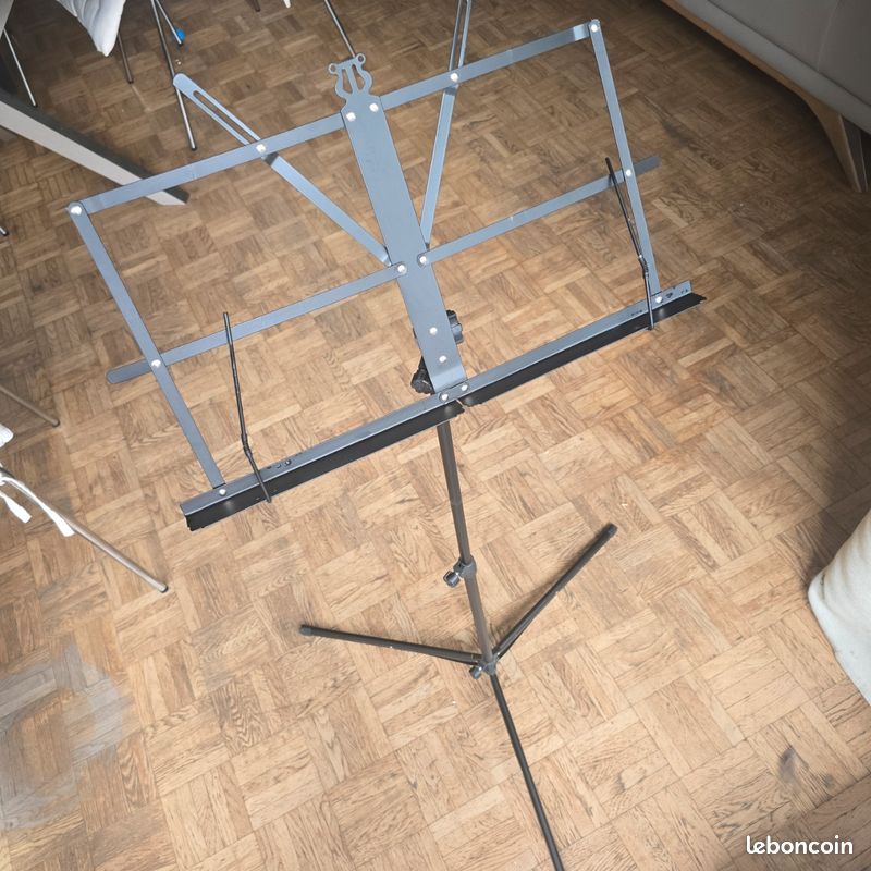 Pupitre musique pliable (image 1)