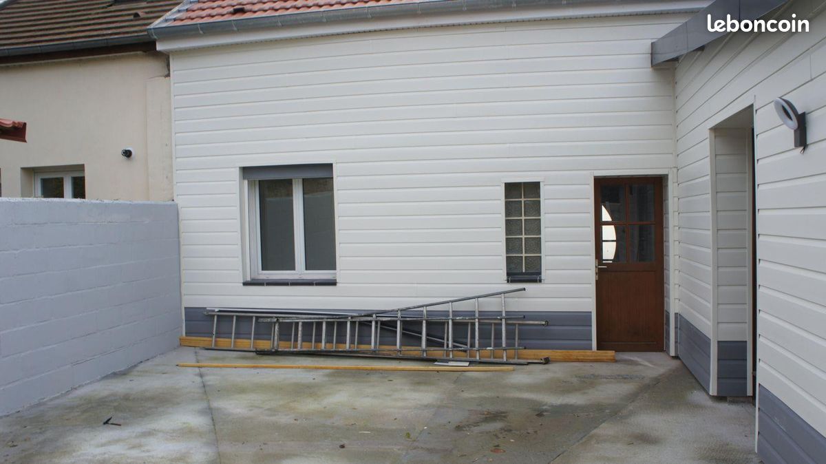 Maison 3 pièces 88 m² · à Nesle · 88 m² · 834 €/mois