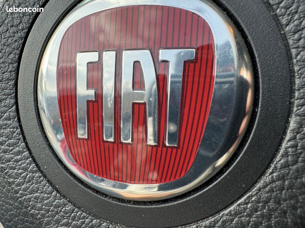 FIAT 124 SPIDER 1.4L MULTIAIR 140CH LUSSO PLUS / CAMERA DE RECUL + GPS + INTERIEUR CUIr (image 20)