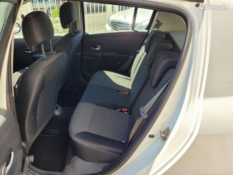 Renault CLIO III 1.5 DCI 75CH ALIZE ECO² 5P (image 12)