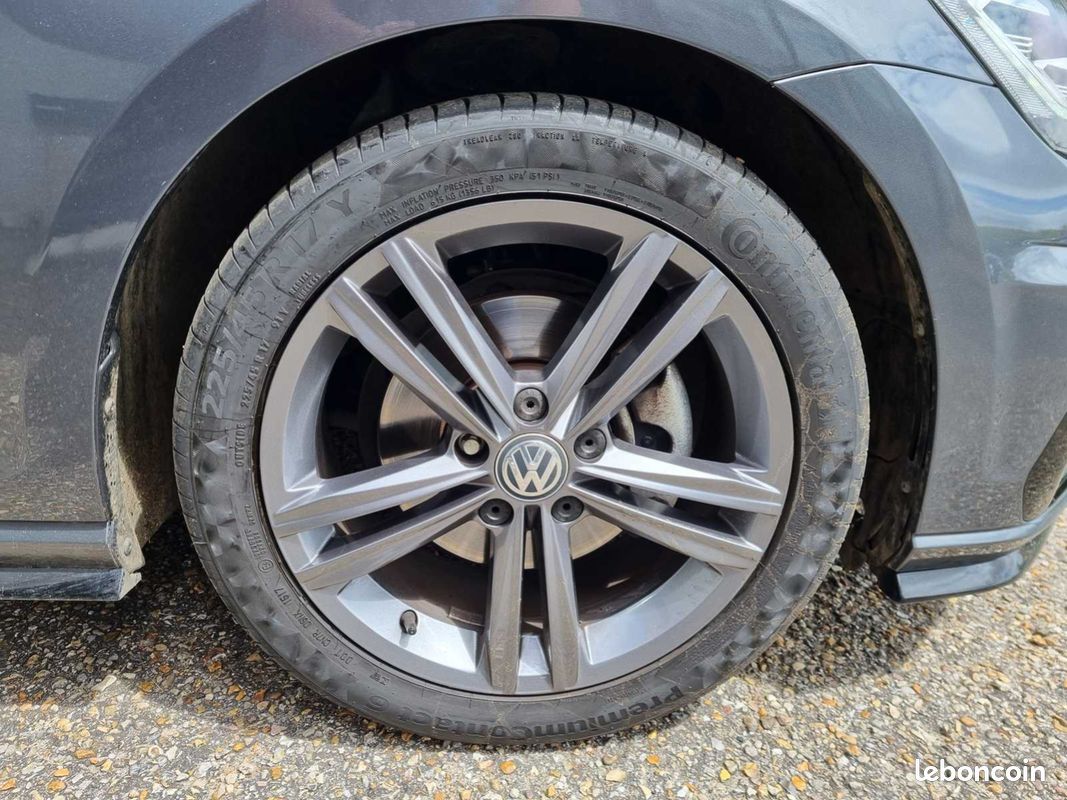 VOLKSWAGEN GOLF 1.5 TSI 150ch DSG7 R-LINE (image 9)