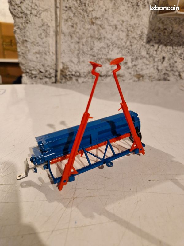 1/32 Britains Semoir Nordsten Lift o matic pour Pièce ou à réparer (image 7)