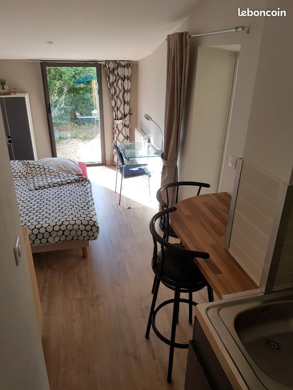 Appartement 1 pièce 17 m² · à Nantes · 16,5 m² · 569 €