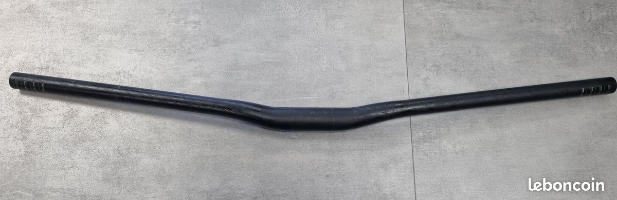 Guidon VTT Race Face Atlas Rise 10 mm - 800 mm (image 1)