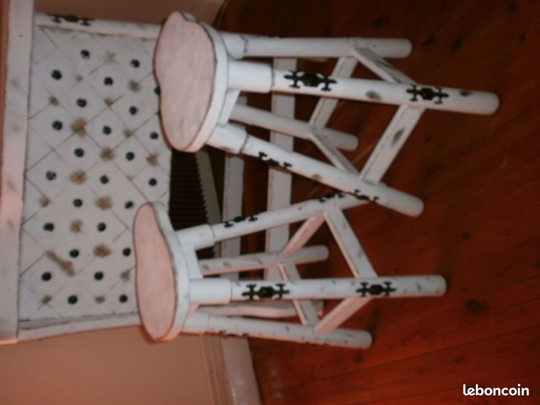 Bar et tabourets (image 1)