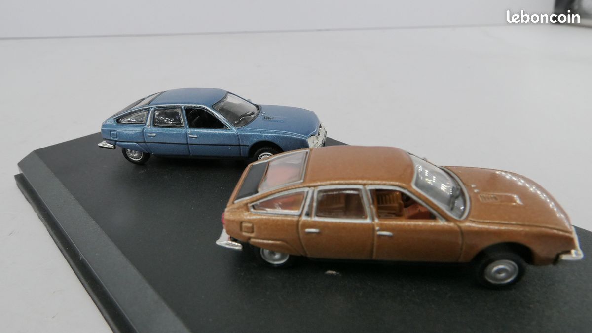 Modèle Réduit 1:43 Citroën CX 1975 Argenté IXO Altaya - Occasion, Manque Rétroviseur, Sans Boîte