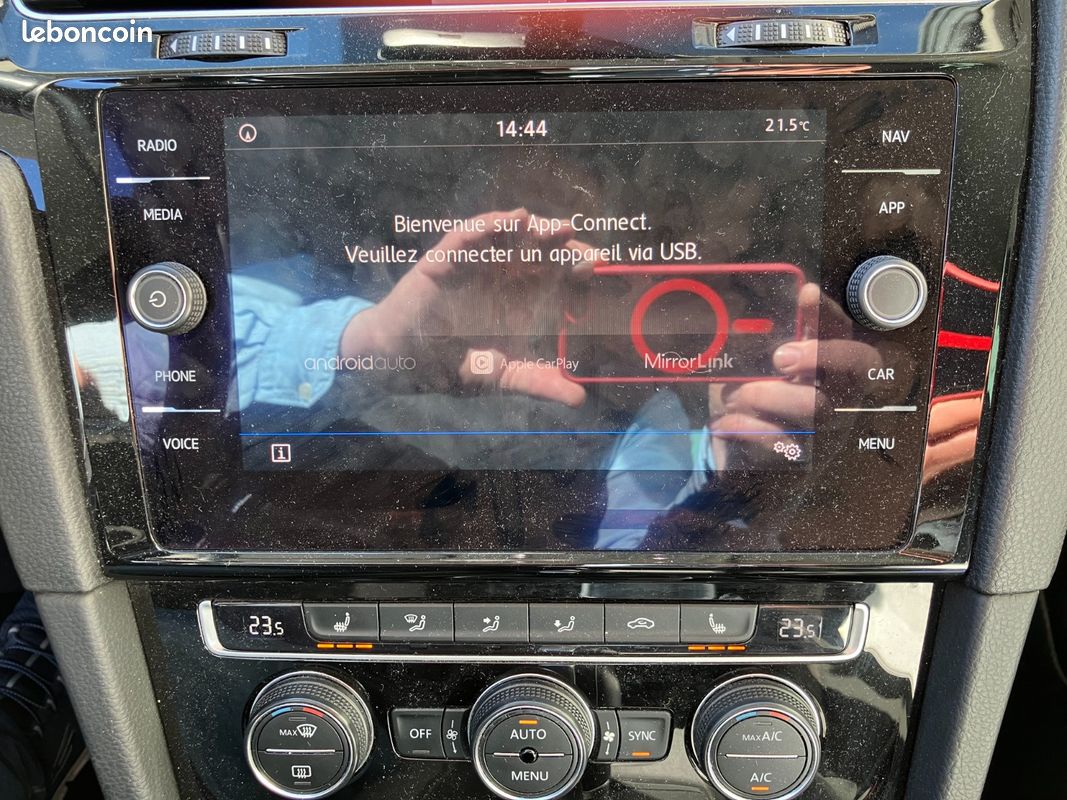 VOLKSWAGEN GOLF 1.4 TSI 150ch Carat DSG7/Carplay (image 15)