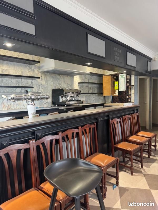 Immeuble 5 pièces 205 m² · à Montreuil · 205 m² · 270 000 €