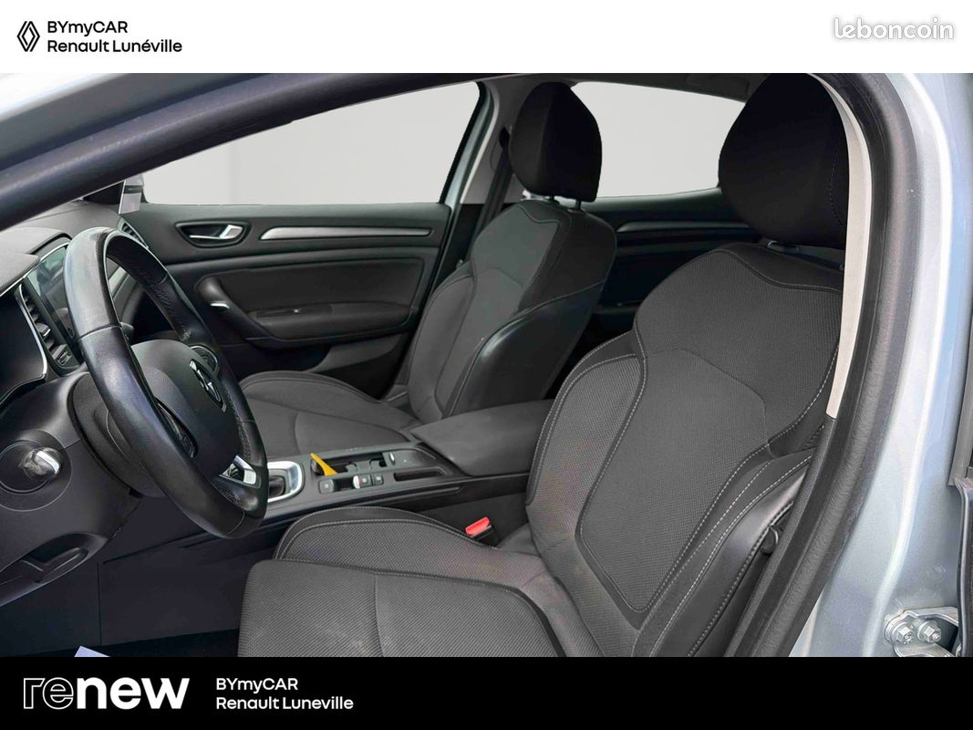 RENAULT Megane IV Berline Blue dCi 115 EDC Evolution (image 11)