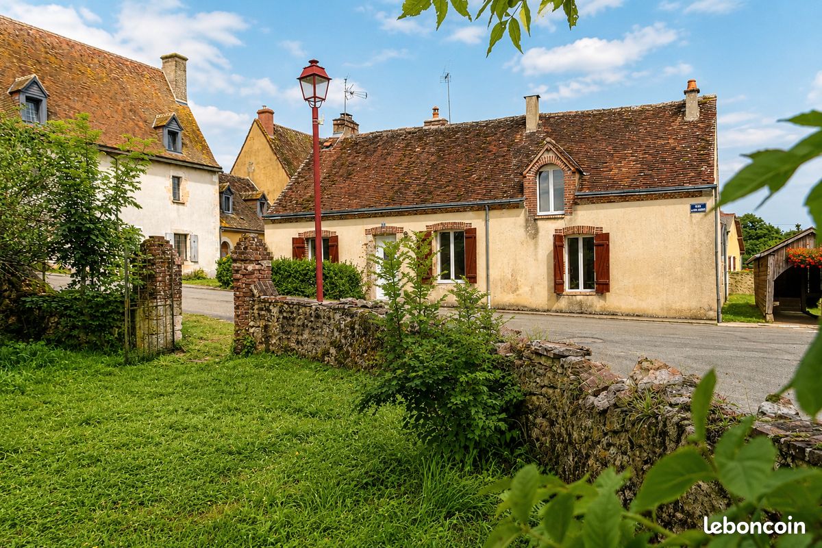 Maison 5 pièces 89 m² · à Authon-du-Perche · 89 m² · 75 500 €