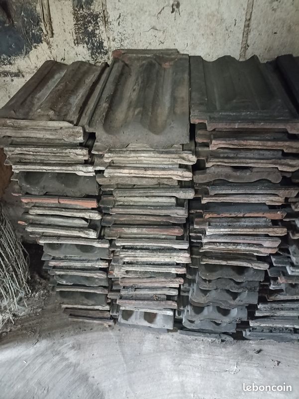 A vendre 400 tuiles de toit (image 1)
