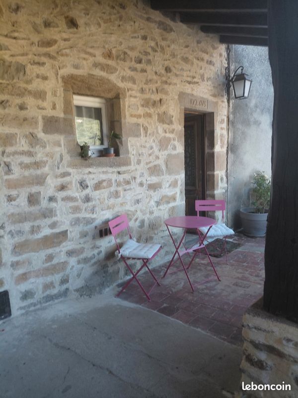 Maison 4 pièces 147 m² · à Vesseaux · 147 m² · 339 000 €