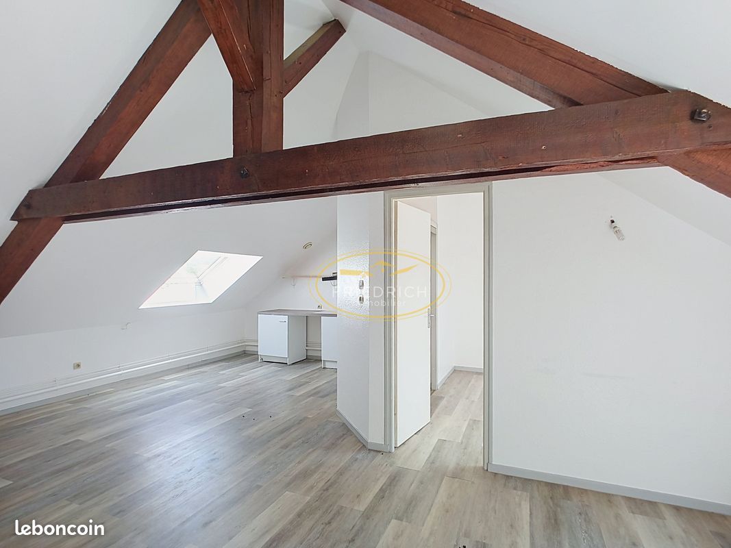 Appartement 2 pièces 38 m² · à Bar-le-Duc · 38 m² · 330 €