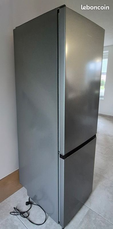 Frigo combiné congélateur (image 5)