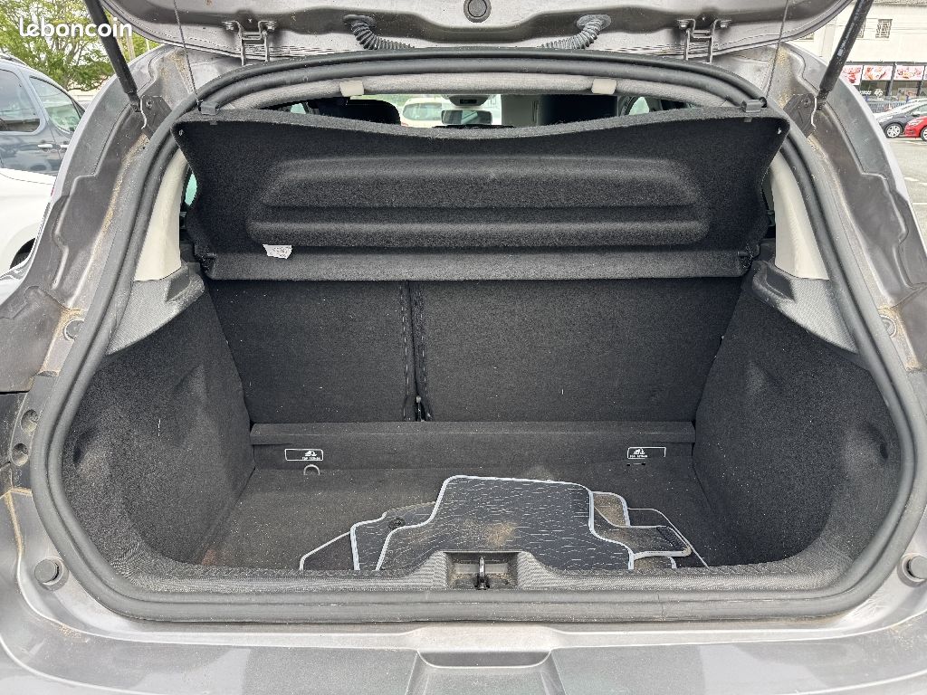 Renault Clio IV 0.9 TCE 90 Graphite (image 7)