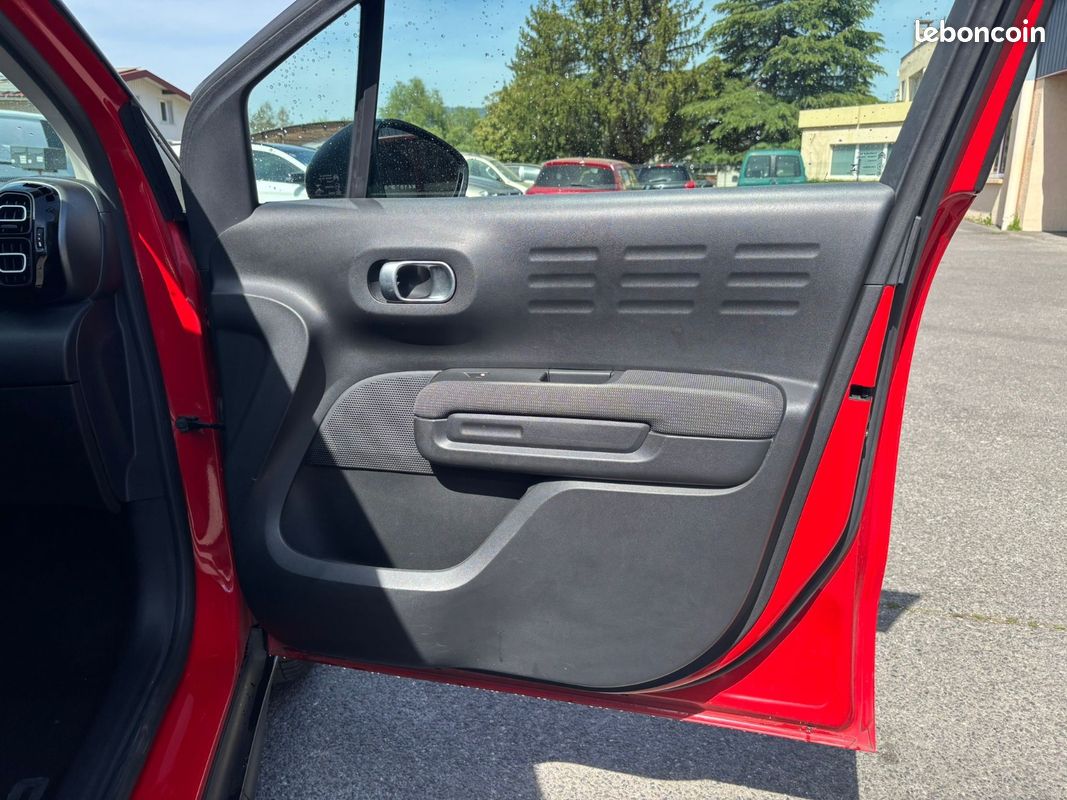 CITROEN C3 AIRCROSS PureTech 82 BVM5 Live (image 9)