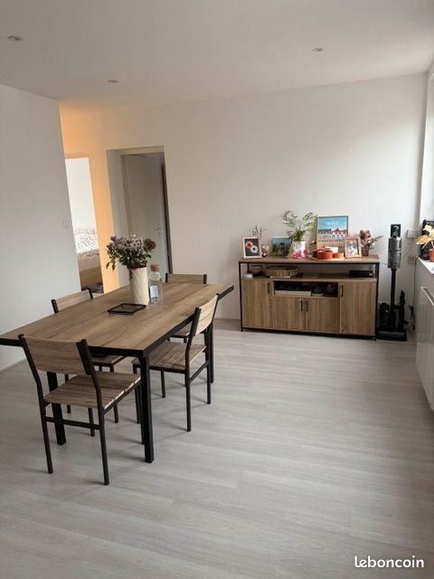 Appartement 5 pièces 80 m² · à Hesdin-la-Forêt · 80 m² · 690 €/mois