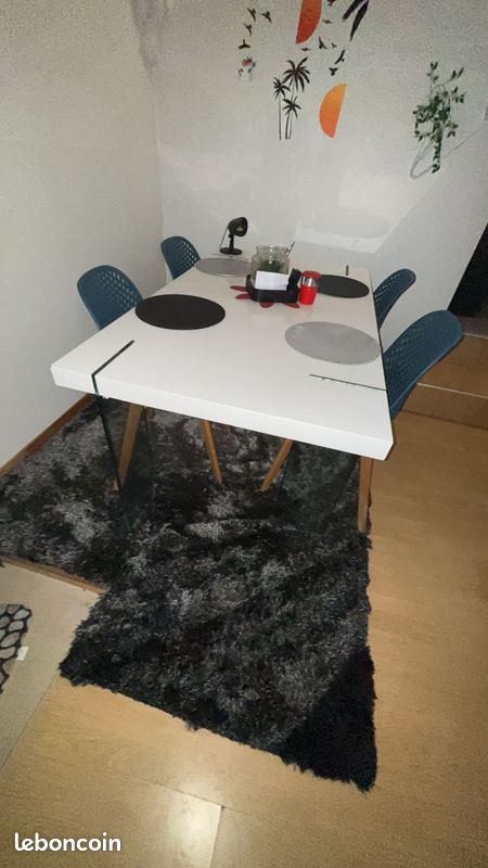 Table (image 2)