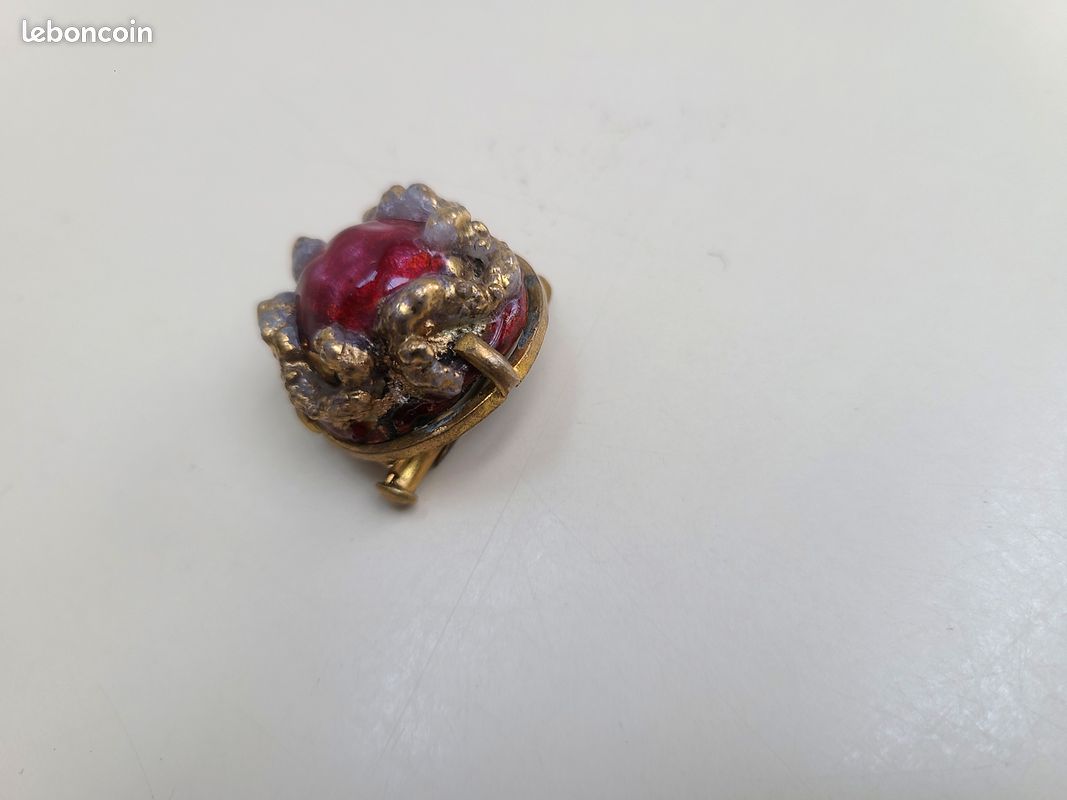 Broche Fantaisie Vintage Signée Willy – Bronze Doré Et émaux Colorés, XXème Siècle, Occasion