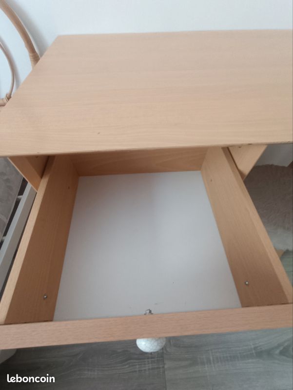 Bureau 3 tiroirs (image 4)