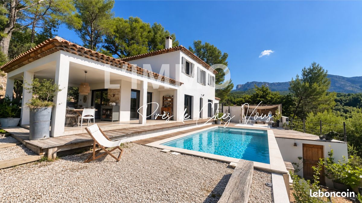 Maison 6 pièces 165 m² · à Roquevaire · 165 m² · 1 050 000 €