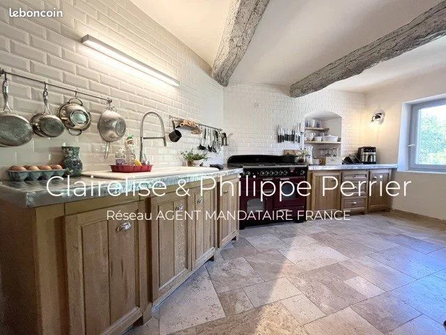 Maison 6 pièces 140 m² · à Sillans-la-Cascade · 140 m² · 269 000 €